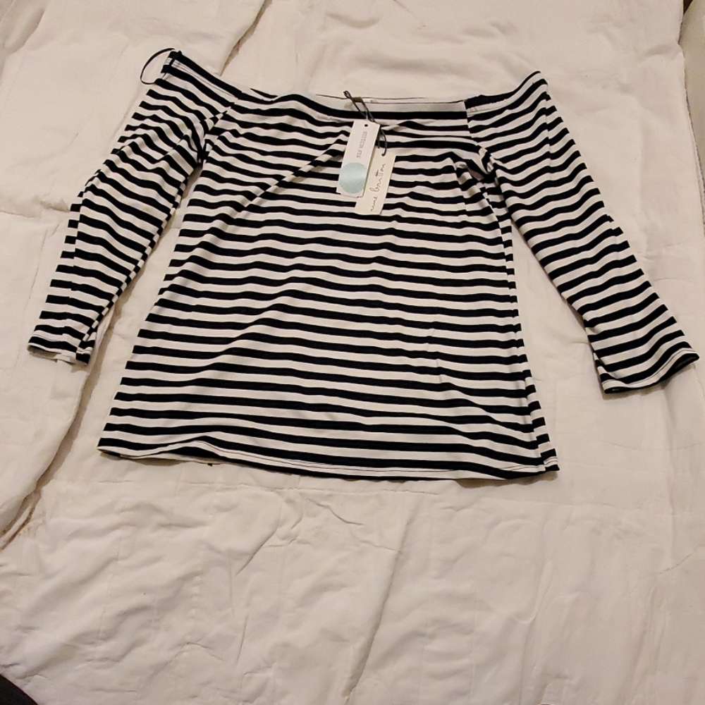 Brand new nine britton quarter sleeve